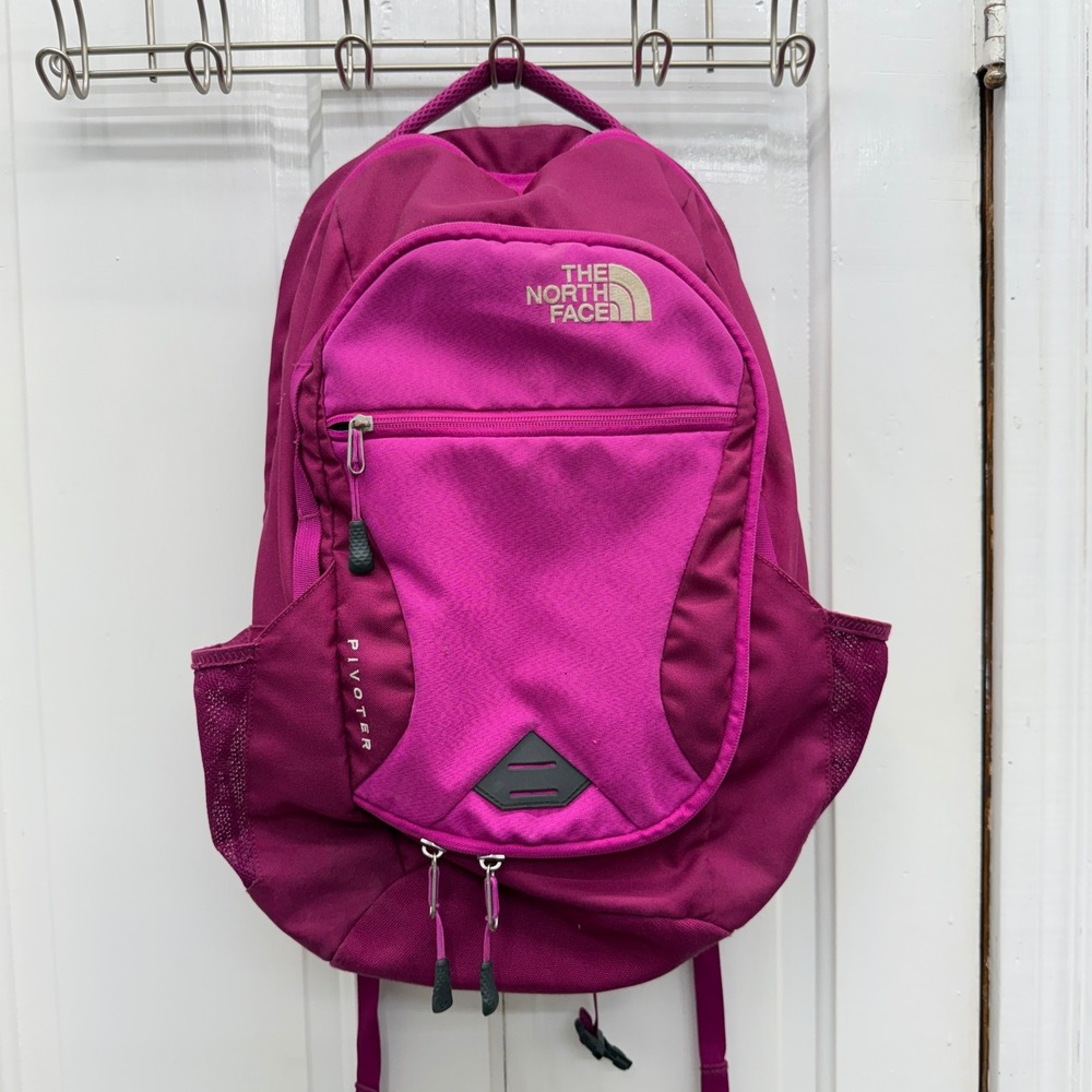 The North Face Pivoter Backpack Pink Magenta FlexVent Laptop Bag Sternum Strap